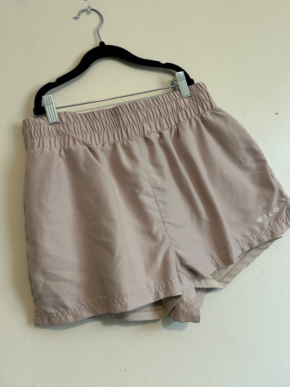 WILO The Label Blush Elastic Waist Shorts - Picture 4 of 6